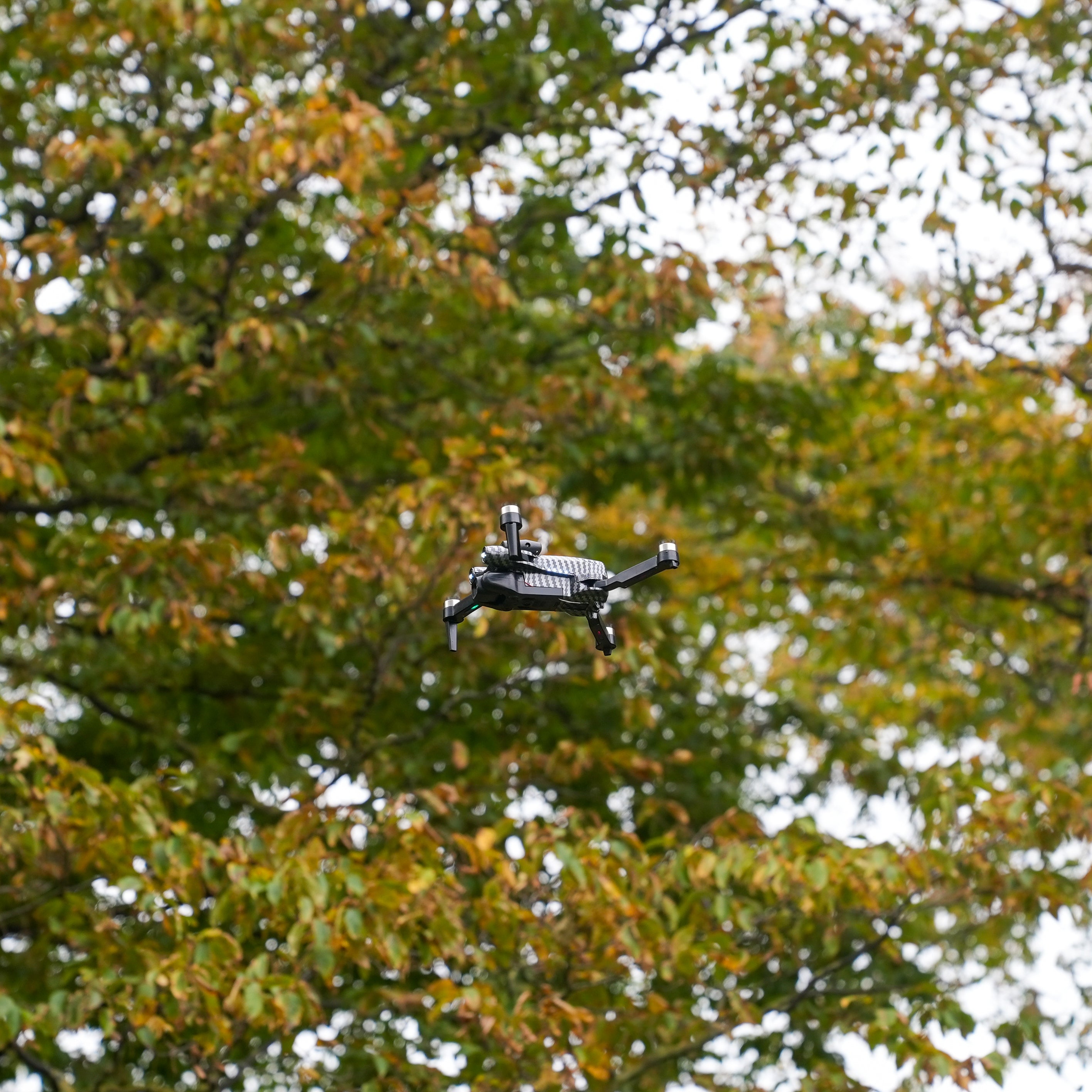 SkyLite 4K Drone – Foldbar drone med 4K-kamera